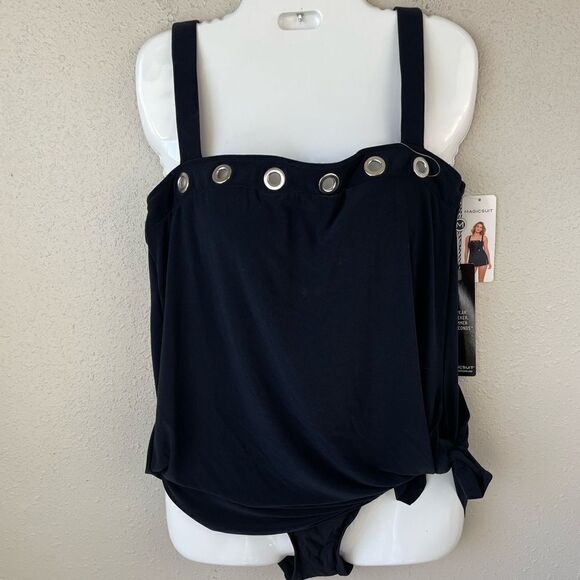 NWT Magic Suit Ine Oiece Swim Suit Size 8 - Picture 1 of 4